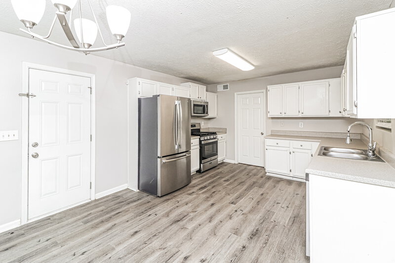 2,710/Mo, 5895 Brookside Drive SE Mableton, GA 30126 Dining Room View 2