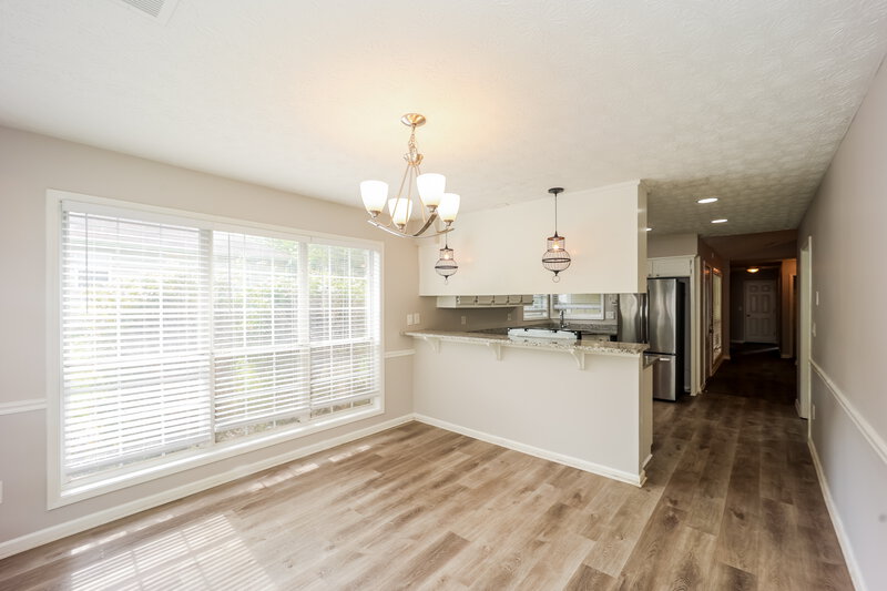 2,260/Mo, 110 Gingerbread Place Fayetteville, GA 30214 Dining Room View 2