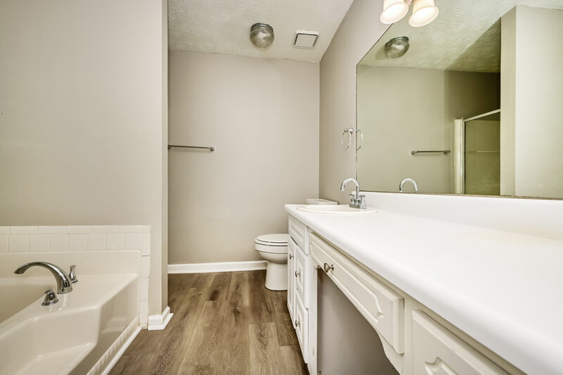 2,040/Mo, 110 Gingerbread Place Fayetteville, GA 30214 Main Bathroom View