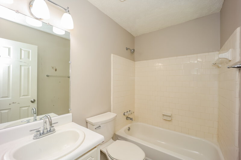 2,260/Mo, 110 Gingerbread Place Fayetteville, GA 30214 Bathroom View