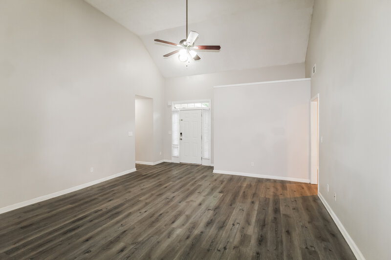 1,930/Mo, 850 Chaseridge Drive McDonough, GA 30253 Living Room View