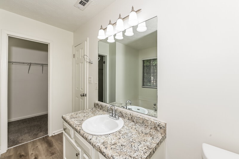 2,660/Mo, 411 Fairhaven Ct Stockbridge, GA 30281 Bathroom View