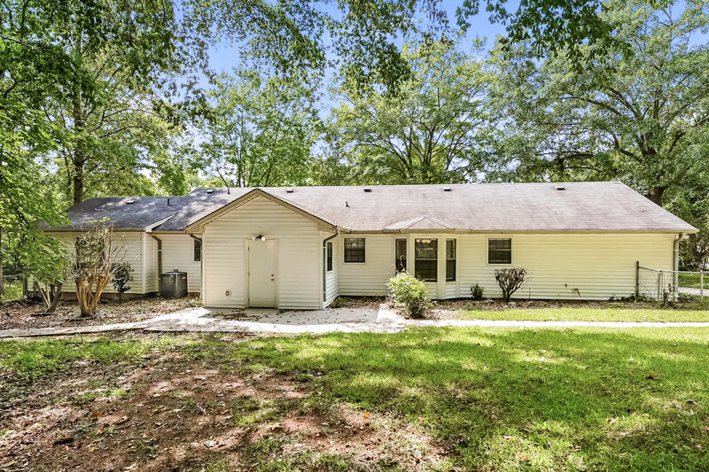 2,660/Mo, 411 Fairhaven Ct Stockbridge, GA 30281 Rear View 2