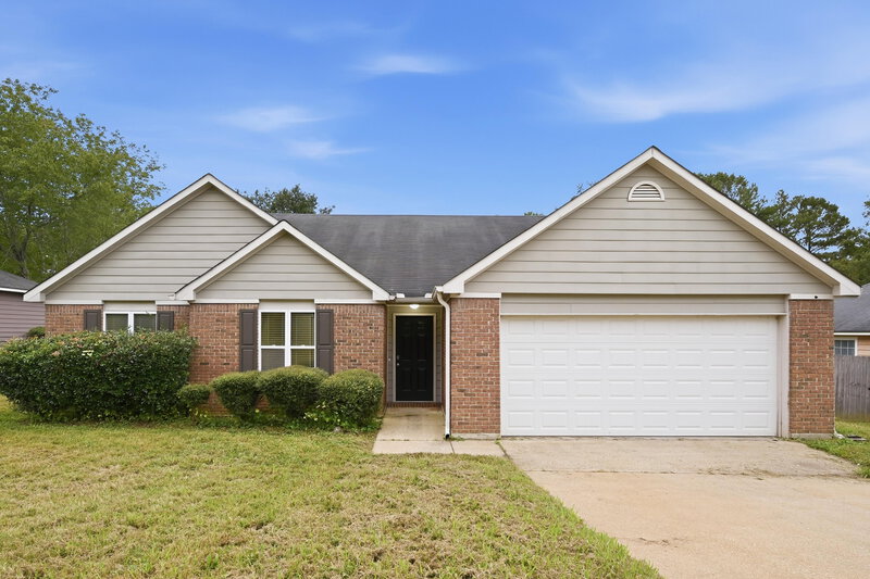 3 Bedroom House – 359 Tait Rd, Stockbridge, GA 30281