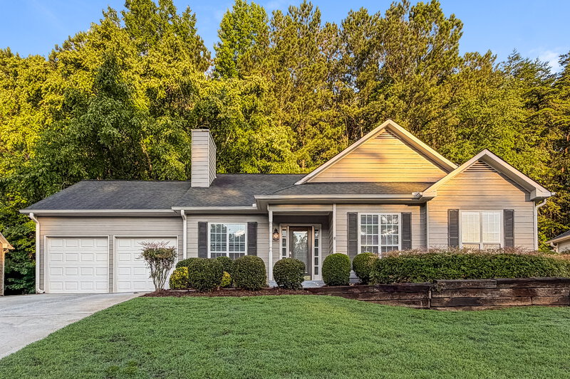 2,200/Mo, 520 Brooksdale Dr Woodstock, GA 30189 External View