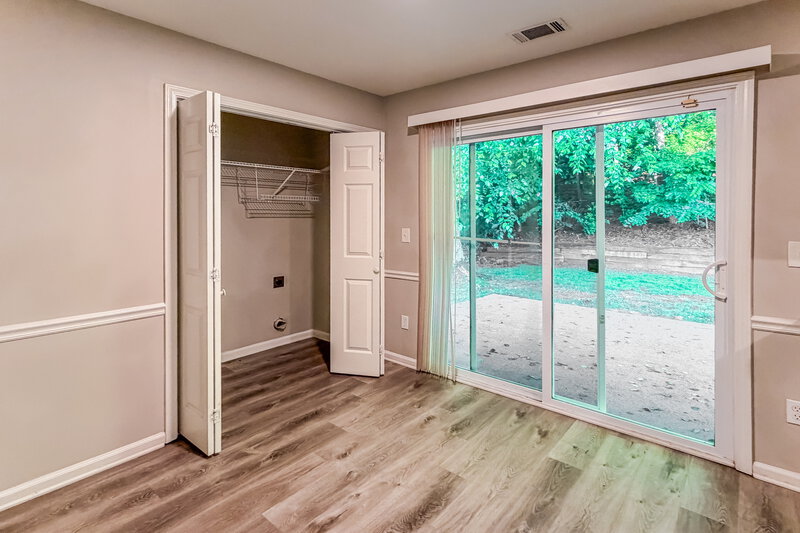 2,200/Mo, 520 Brooksdale Dr Woodstock, GA 30189 Bedroom View 2