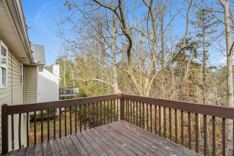 1,975/Mo, 6548 Snowbird Ln Douglasville, GA 30134 Deck View