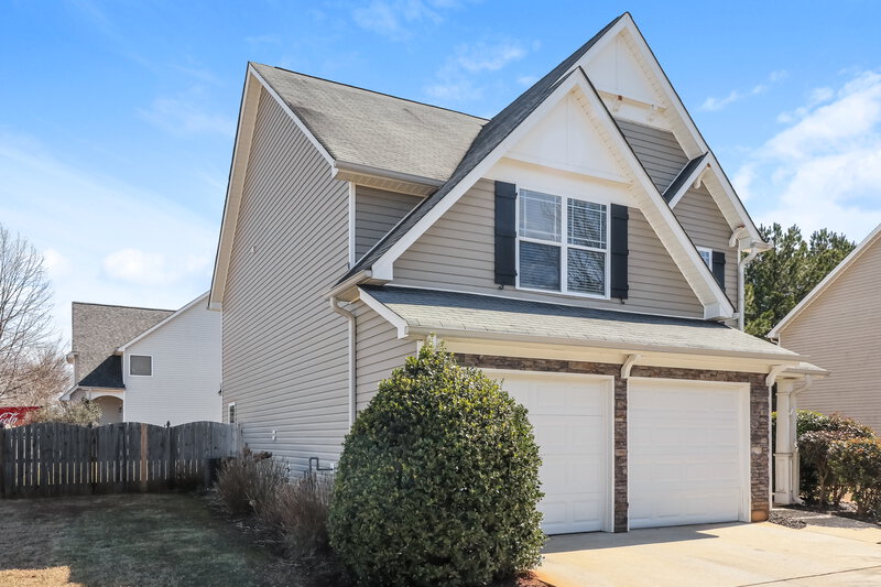 3,160/Mo, 211 Darbys Run Court Hiram, GA 30141 Front View