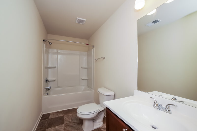 1,980/Mo, 322 Freeman Cir Villa Rica, GA 30180 Bathroom View