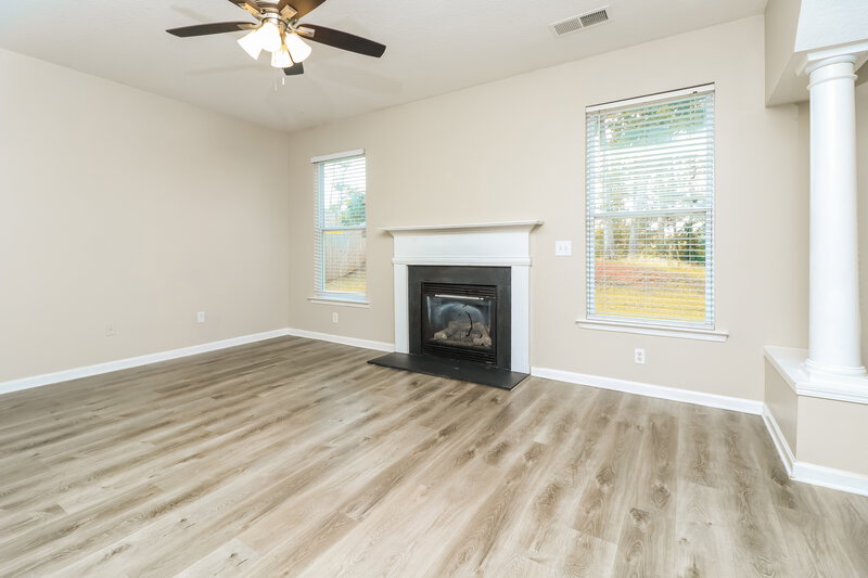 2,235/Mo, 340 Darbys Run Court Hiram, GA 30141 Living Room View