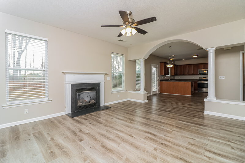 2,125/Mo, 340 Darbys Run Court Hiram, GA 30141 Living Room View 3