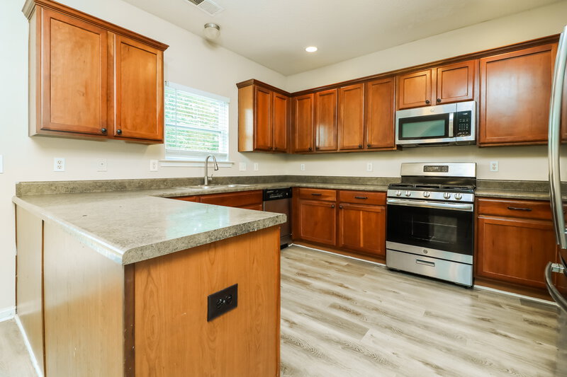 2,235/Mo, 340 Darbys Run Court Hiram, GA 30141 Kitchen View 2
