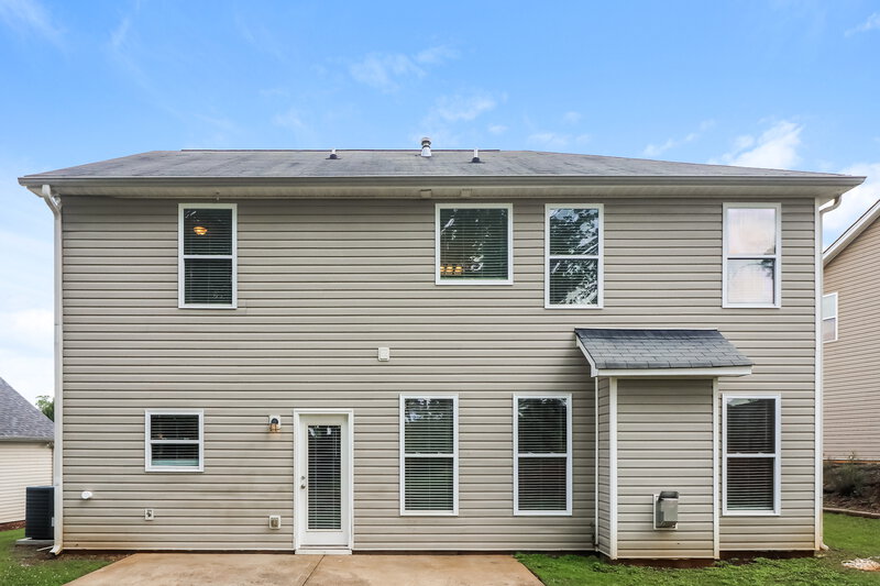 2,235/Mo, 340 Darbys Run Court Hiram, GA 30141 Rear View