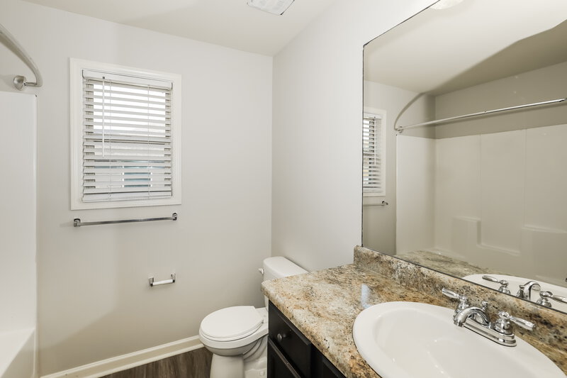 2,395/Mo, 10754 Southwood Drive Hampton, GA 30228 Bathroom View