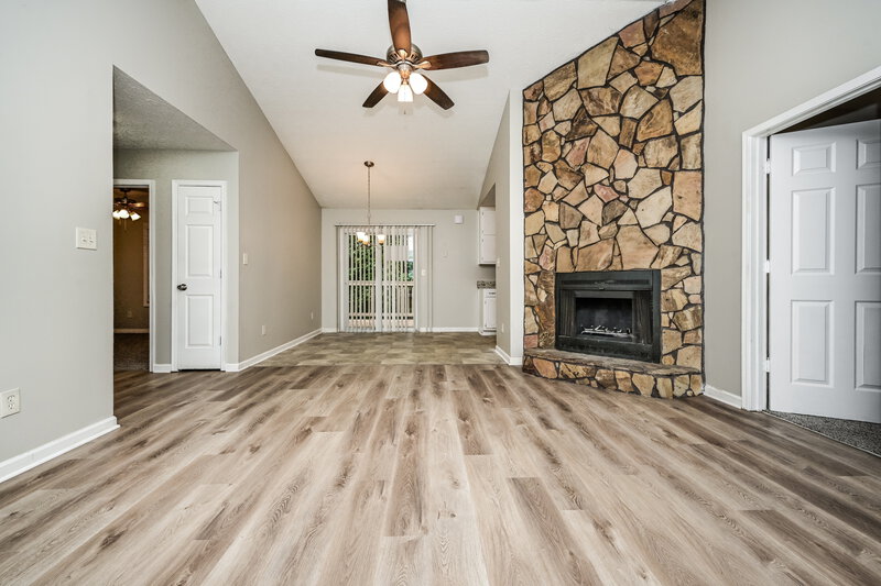 1,560/Mo, 180 Adrian Dr Stockbridge, GA 30281 Living Room View