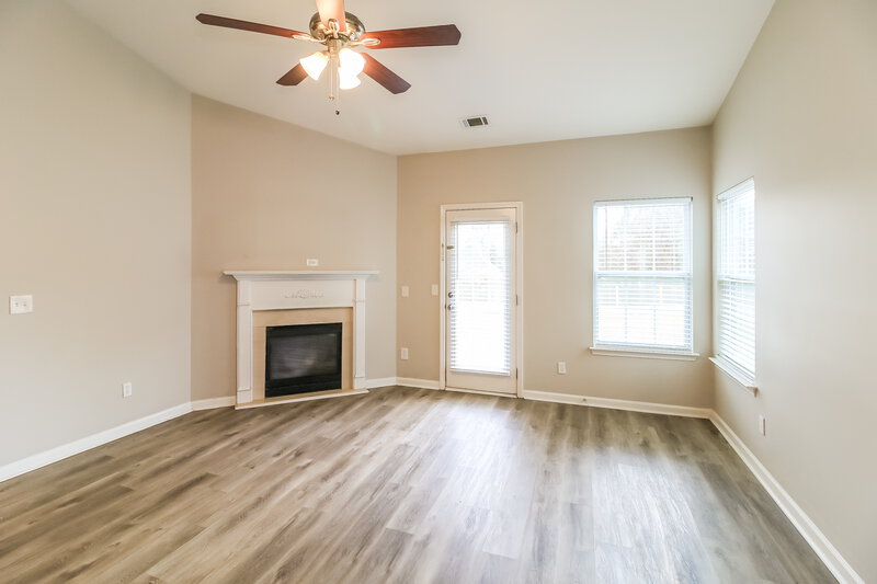 1,855/Mo, 1281 Winwood Drive McDonough, GA 30253 Living Room View