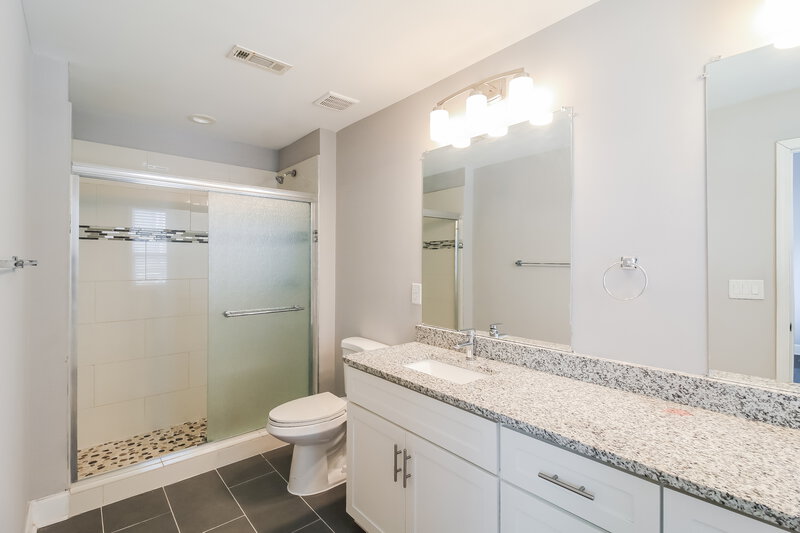 2,420/Mo, 424 Best Friends Turn Alley McDonough, GA 30252 Main Bathroom View