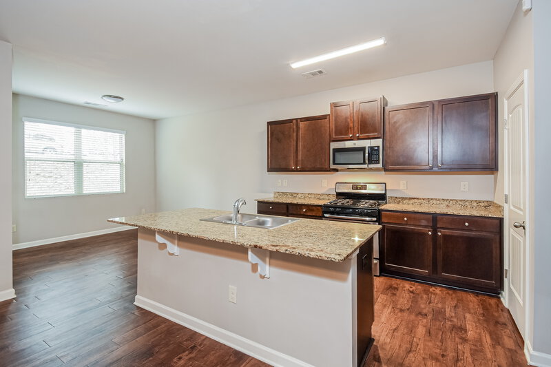 2,165/Mo, 141 Ivey Meadow Dr Dallas, GA 30132 Kitchen View