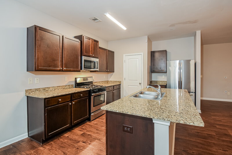 2,165/Mo, 141 Ivey Meadow Dr Dallas, GA 30132 Kitchen View 2