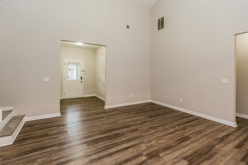 1,730/Mo, 25 Celtic CT Adairsville, GA 30103 Living Room View 2