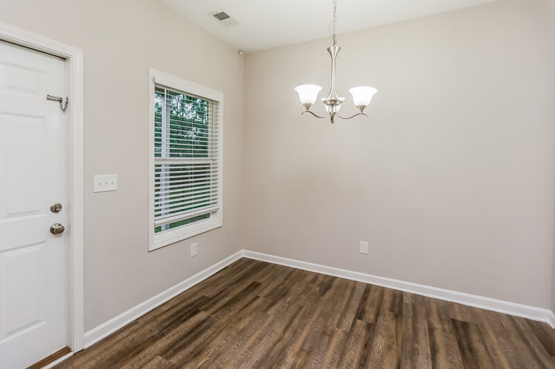 1,730/Mo, 25 Celtic CT Adairsville, GA 30103 Dining Room View