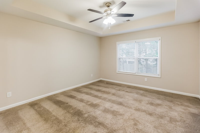 1,730/Mo, 25 Celtic CT Adairsville, GA 30103 Main Bedroom View