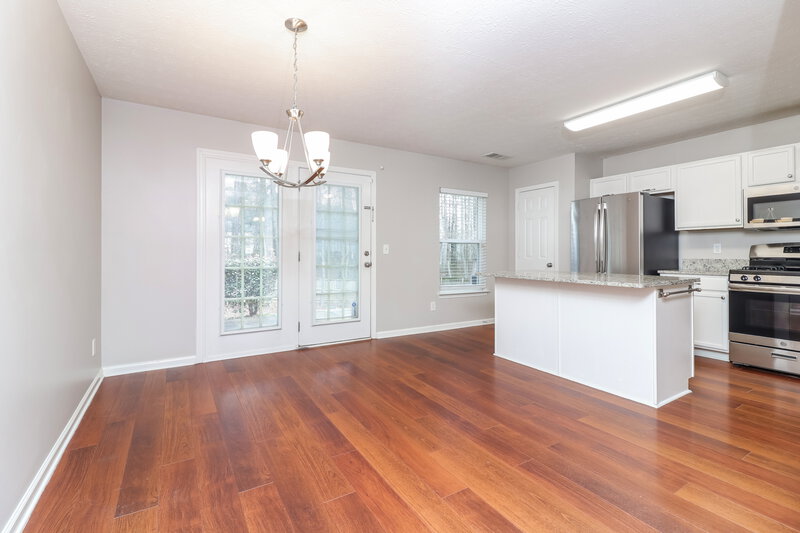 1,900/Mo, 417 Autumn Creek Drive Dallas, GA 30157 Dining Room View