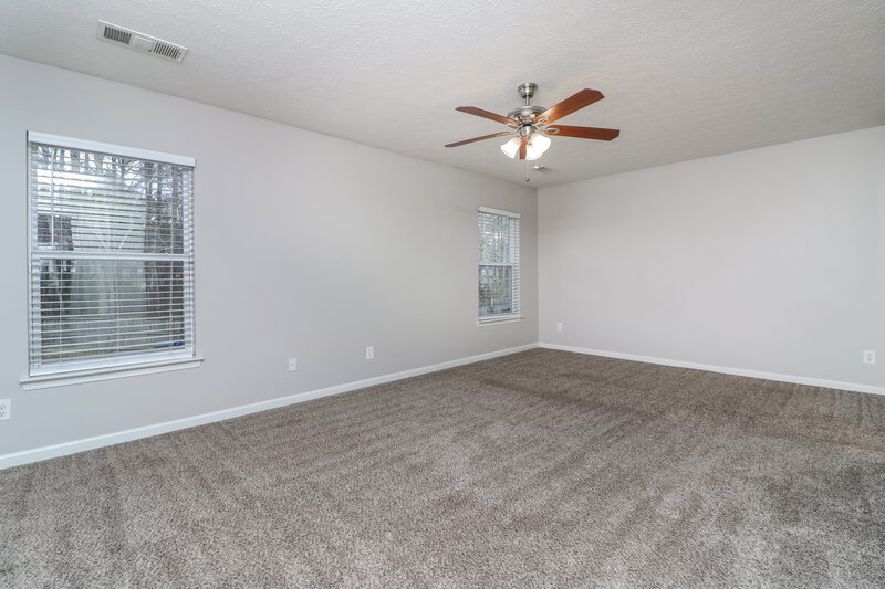 1,900/Mo, 417 Autumn Creek Drive Dallas, GA 30157 Main Bedroom View