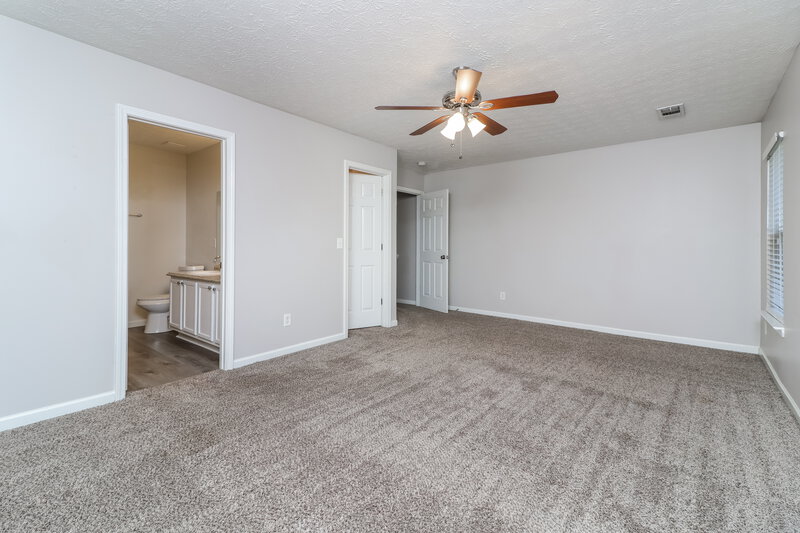 1,900/Mo, 417 Autumn Creek Drive Dallas, GA 30157 Main Bedroom View 2