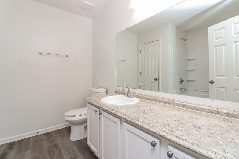 1,900/Mo, 417 Autumn Creek Drive Dallas, GA 30157 Bathroom View