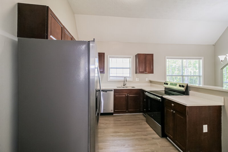 2,020/Mo, 388 Jasmine Dr Locust Grove, GA 30248 Kitchen View 2