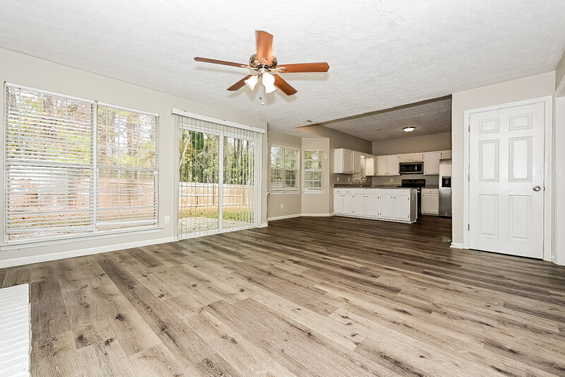 2,065/Mo, 8562 Glendevon Court Riverdale, GA 30274 Living Room View 2