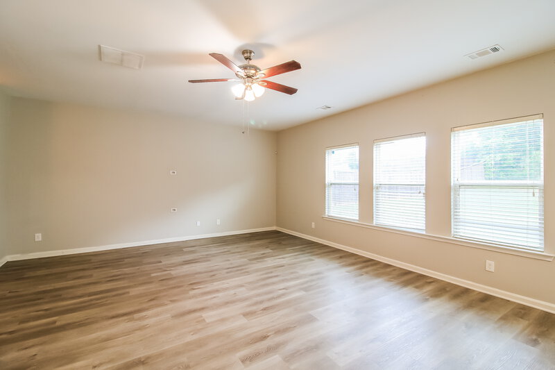 2,140/Mo, 55 Bollen Lane Hiram, GA 30141 Living Room View 2
