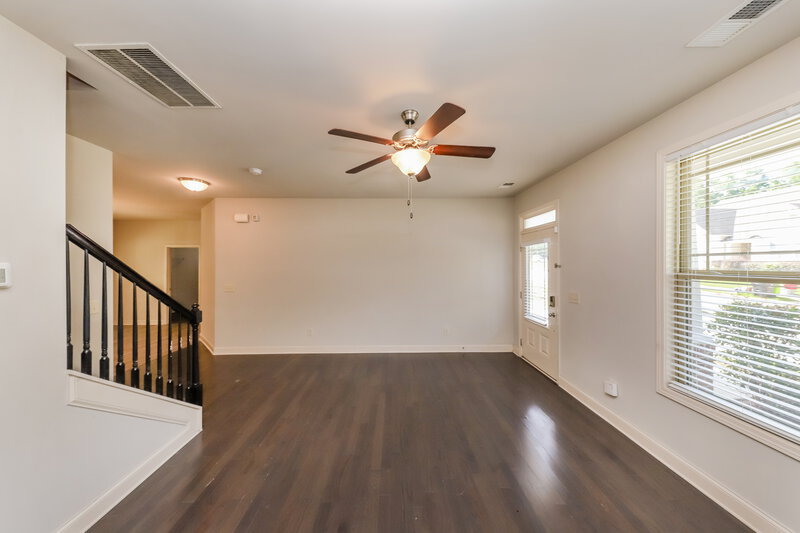 2,045/Mo, 89 Greatwood Ln Villa Rica, GA 30180 Living Room View 2