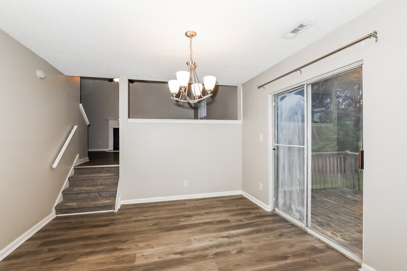 1,790/Mo, 709 Village Overlook McDonough, GA 30253 Dining Room View