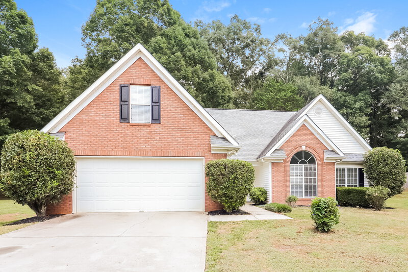 2,690/Mo, 208 Pebble Creek Dr McDonough, GA 30253 External View
