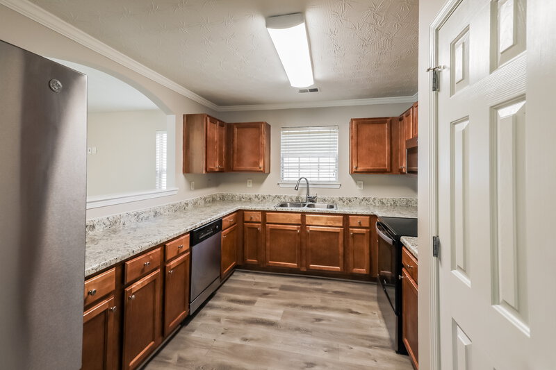 1,725/Mo, 11281 Aliyah Dr Hampton, GA 30228 Kitchen View