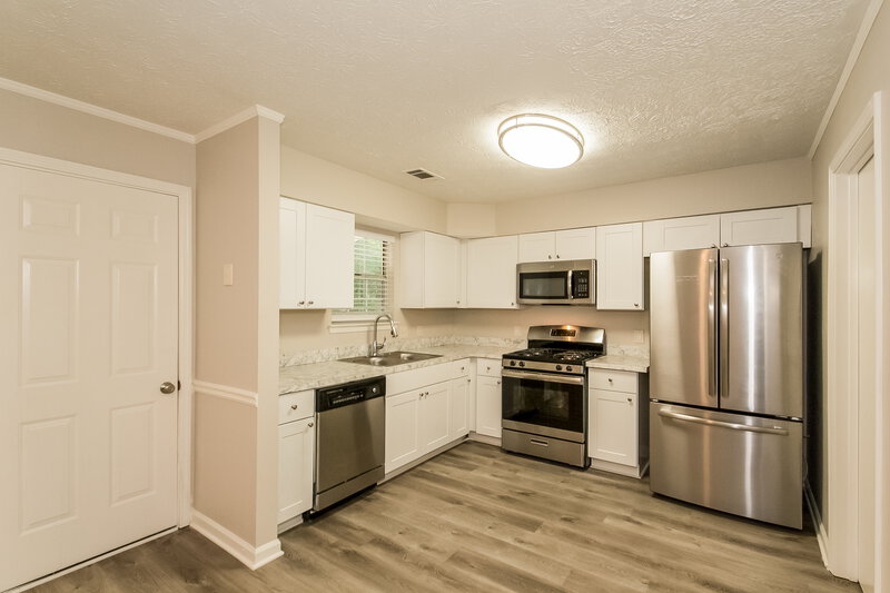 1,900/Mo, 3501 Wildhorse Dr Powder Springs, GA 30127 Kitchen View