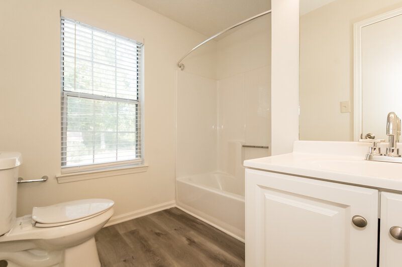 1,900/Mo, 3501 Wildhorse Dr Powder Springs, GA 30127 Master Bathroom View