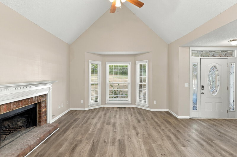 0/Mo, 2857 Axton Cv Lithia Springs, GA 30122 Living Room View 2