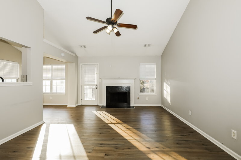 2,095/Mo, 200 River View Court Hampton, GA 30228 Misc View 2