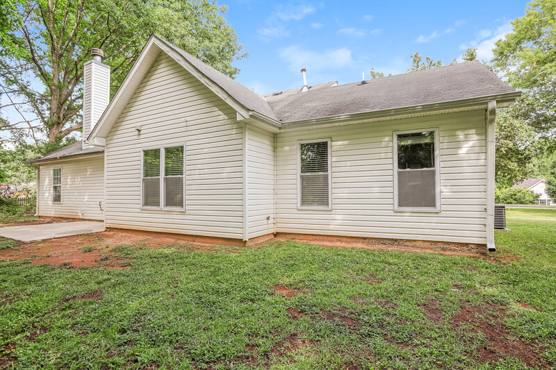 1,965/Mo, 54 Virginia Heights Dr Newnan, GA 30263 Rear View