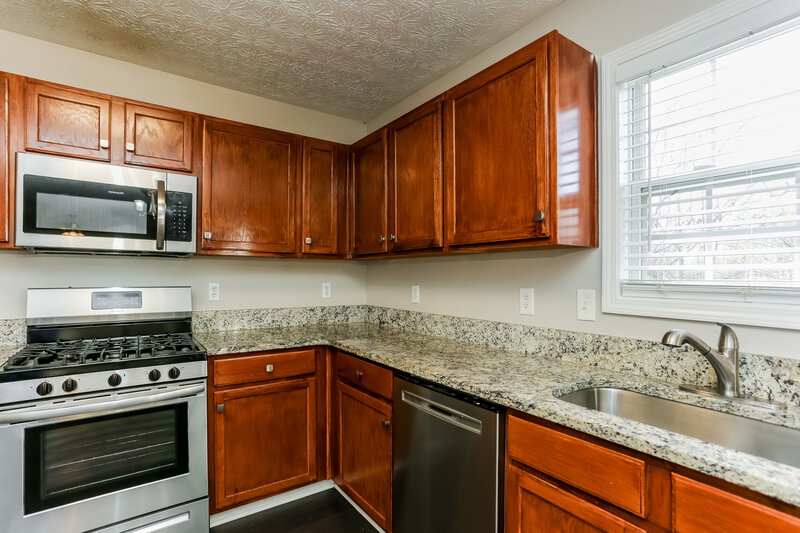 1,775/Mo, 369 Kades Cove Dr Dallas, GA 30132 Kitchen View 2