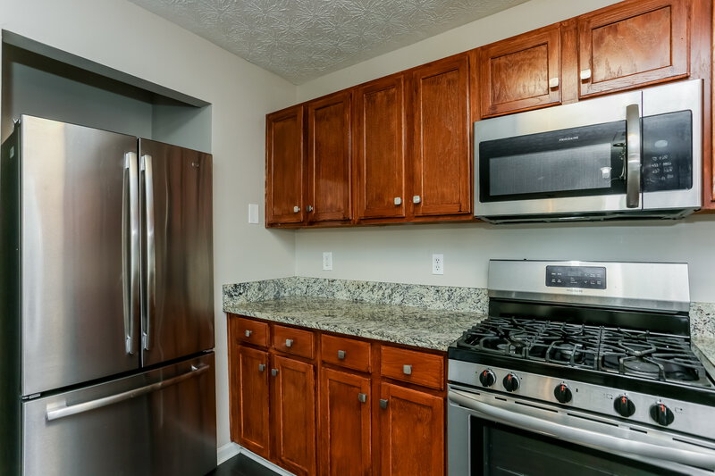 1,775/Mo, 369 Kades Cove Dr Dallas, GA 30132 Kitchen View 3