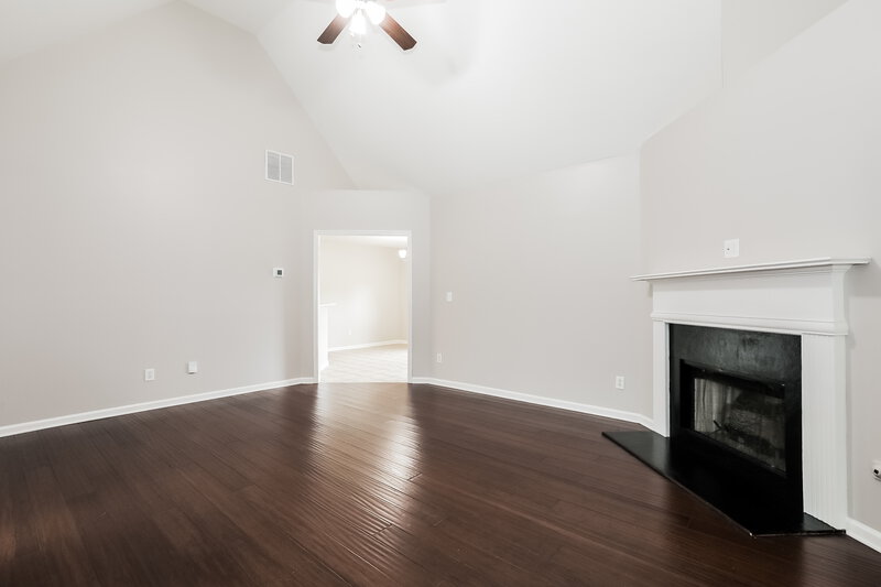 2,010/Mo, 313 Water Wheel Ct McDonough, GA 30253 Living Room View
