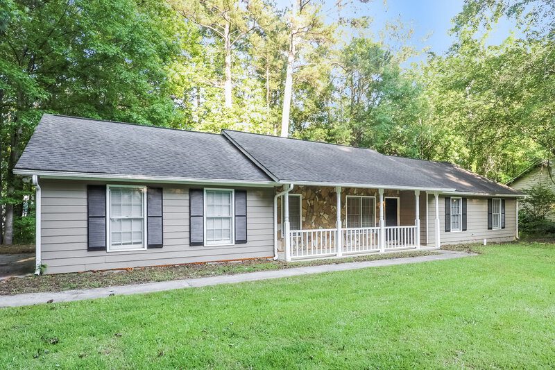 1,845/Mo, 10916 Clearwater Dr Hampton, GA 30228 Front View