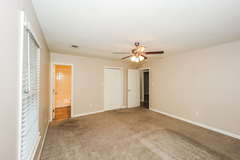 1,845/Mo, 10916 Clearwater Dr Hampton, GA 30228 Main Bedroom View 2
