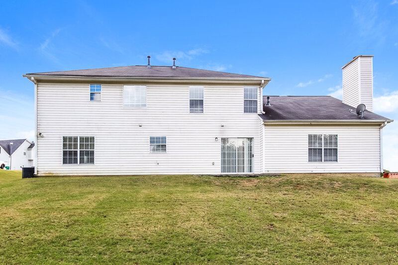 2,590/Mo, 1758 Harmony Trace Lithonia, GA 30058 Rear View