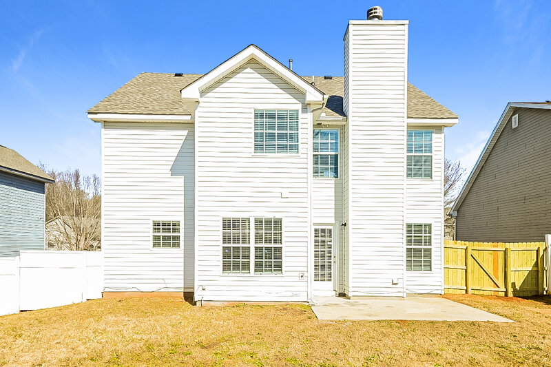 0/Mo, 284 Concord Terrace McDonough, GA 30253 Rear View