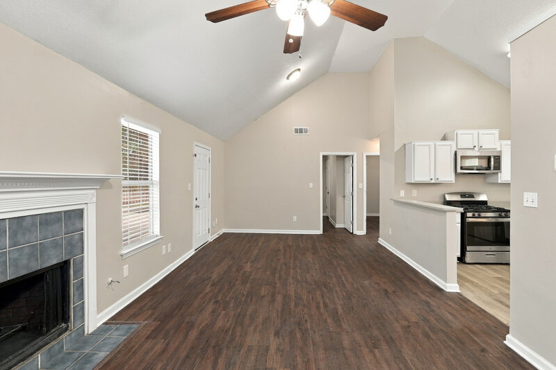 1,715/Mo, 1467 Waterton Trl Douglasville, GA 30134 Living Room View